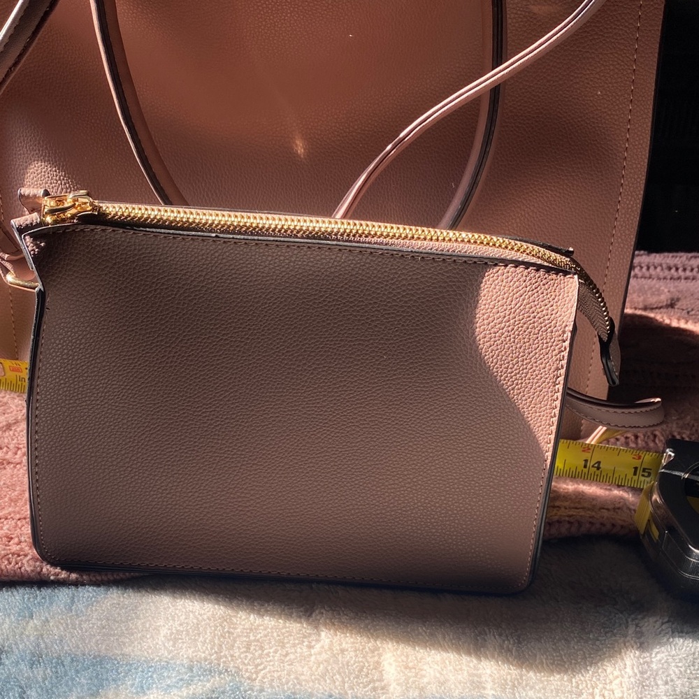 Sophisticated Dusty Pink Satchel plus crossbody - Picture 2 of 3